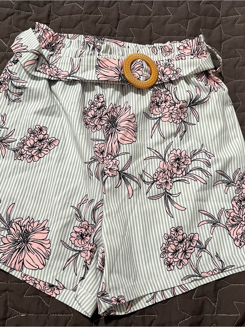 SHEIN Pink Floral Striped Paperbag Shorts with Woven Buckle